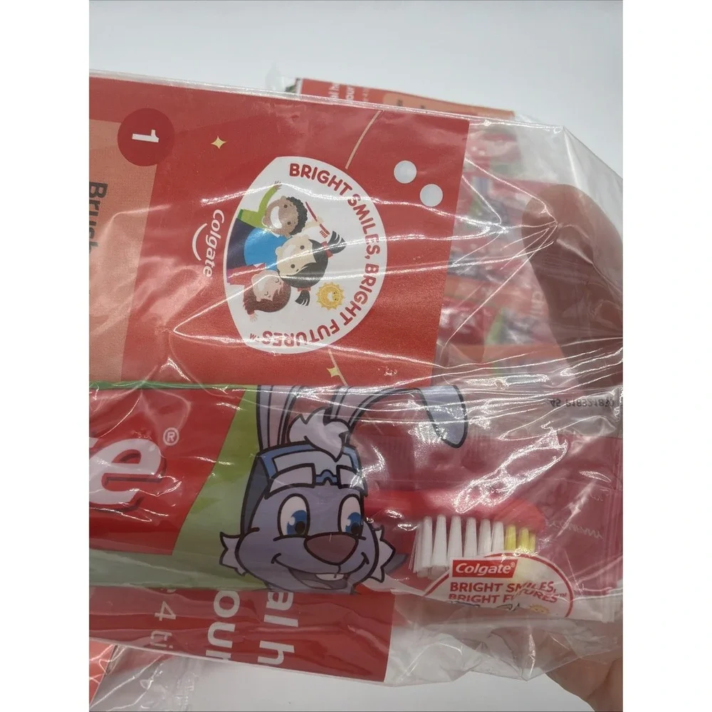 NEW! Lot of 18! Colgate Kids Childrens Toothbrushes, Individually Sealed, RED